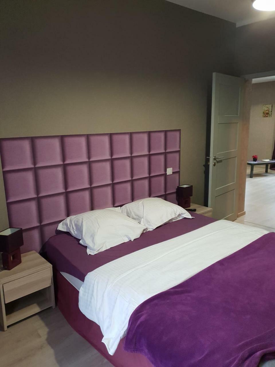 Hotel La Papillote Charleville-Mézières Esterno foto